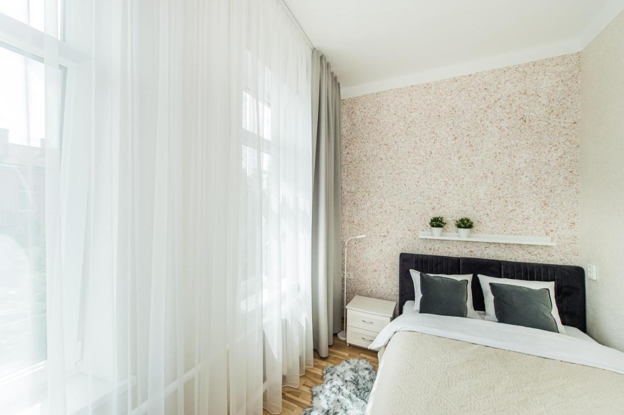 Lovely 1-Bedroom Apartment In Kaunas Old Town Exterior foto